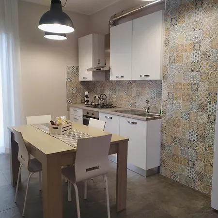 La Casa Di Elisa Riposto